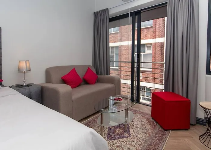Boutique Block In Woodstock 101