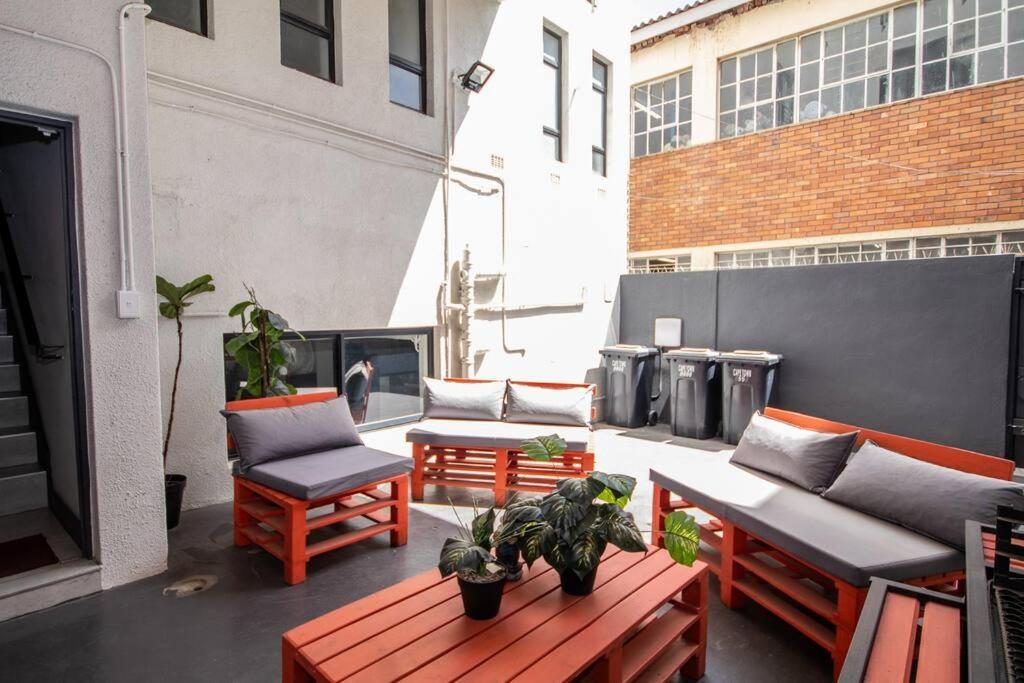 Boutique Block In Woodstock 101 Apartment Cape Town